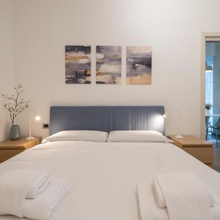 I Host Apartment - Montesuello 9 Milánó Kültér fotó