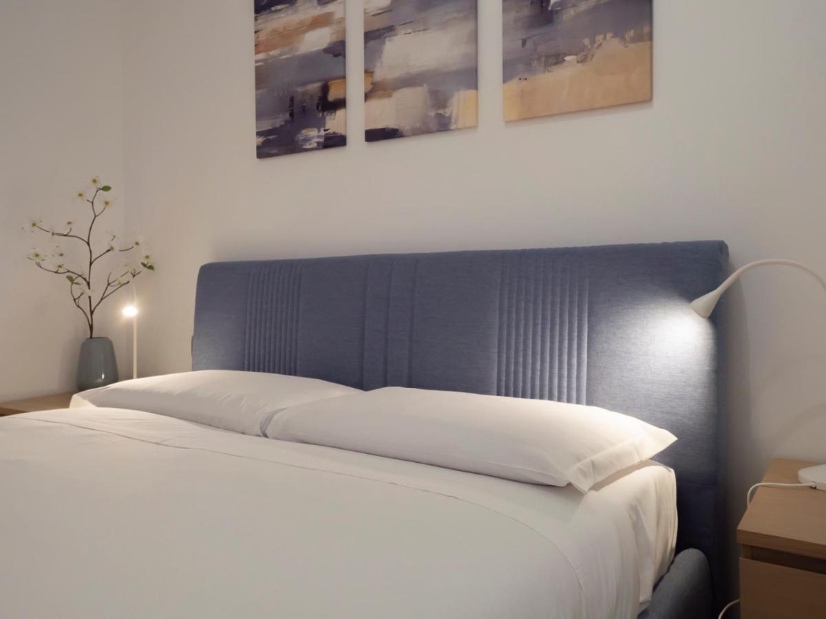 I Host Apartment - Montesuello 9 Milánó Kültér fotó