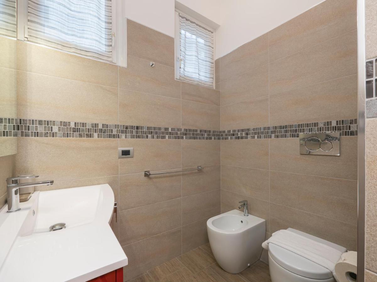 I Host Apartment - Montesuello 9 Milánó Kültér fotó