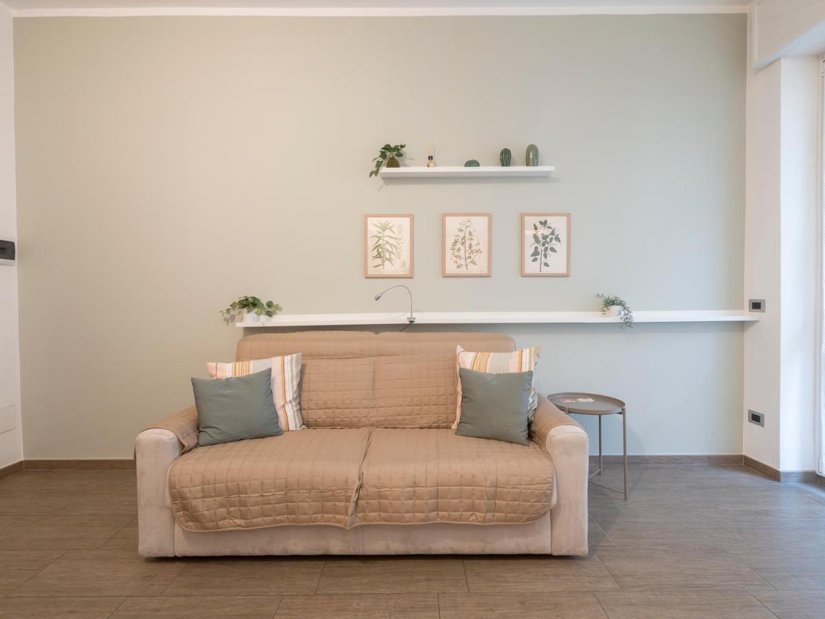 I Host Apartment - Montesuello 9 Milánó Kültér fotó