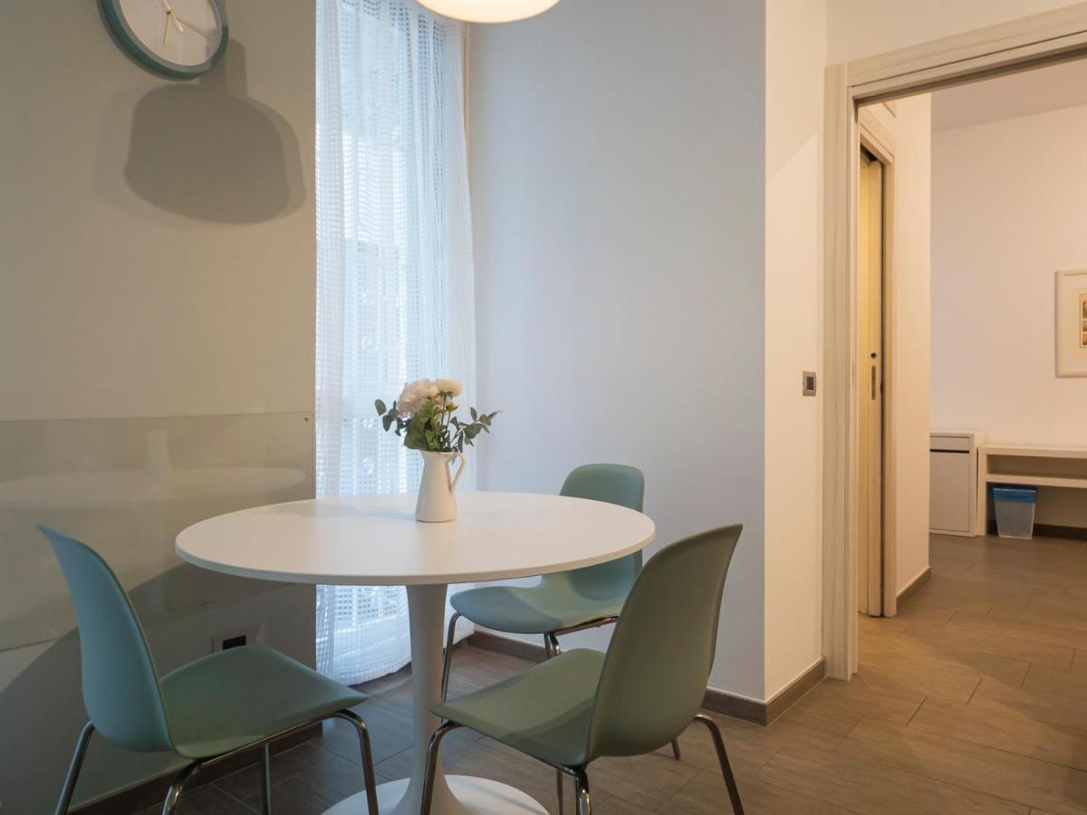 I Host Apartment - Montesuello 9 Milánó Kültér fotó